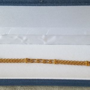 18 karat gold bracelet stamped 750 (Europe 18K)